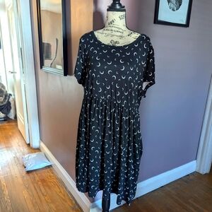 LIKE NEW Hot Topic Moon Pattern Dress